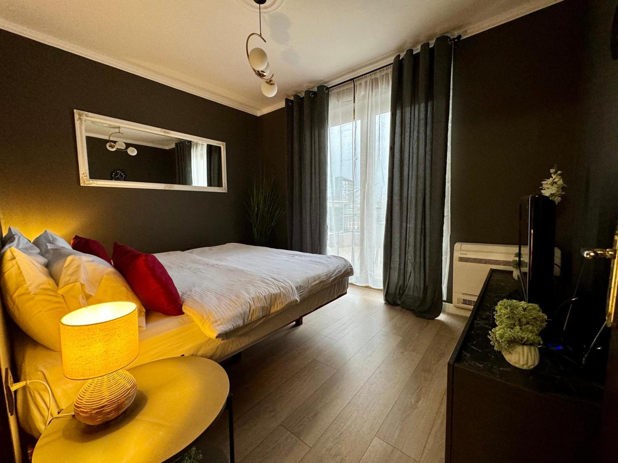 Misk & 5* Tirana